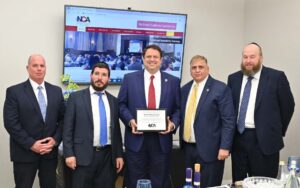 Prosecutor receives award from sheriff, clergy