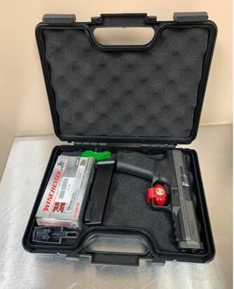 CBP at JFK ‘Bags’ Smuggler