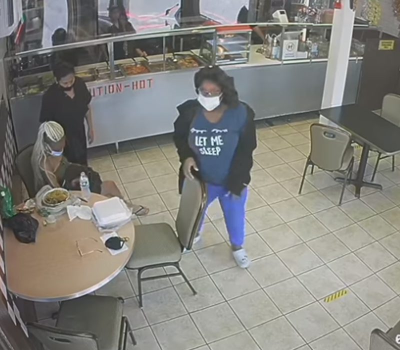 14-year-old mom gives birth, leaves baby at restaurant