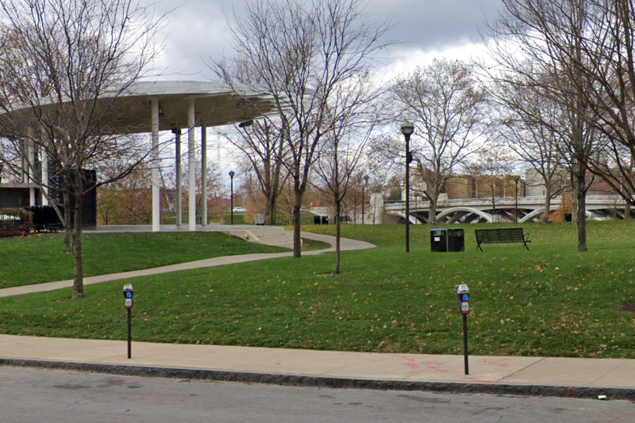 Mass shooting in Columbus park leaves 5 teens injured, 1 teen girl dead
