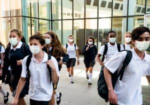 440 students in covid-19 quarantine after the second day of school in palm beach county