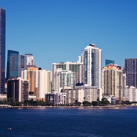 Miami man sentenced to 8 years in federal prison for committing $650,000 in credit card fraud - photo licensed by shore news network.