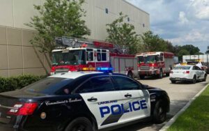Lakeland police, fire department responds to plane crash in industrial park