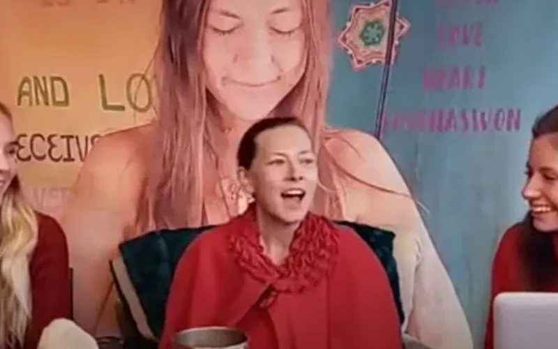 Mummified cult leader found dead, wrapped in Christmas lights in Colorado