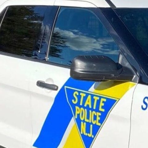 Bomb squad responds to bomb threat at new jersey middle school - photo licensed by shore news network.