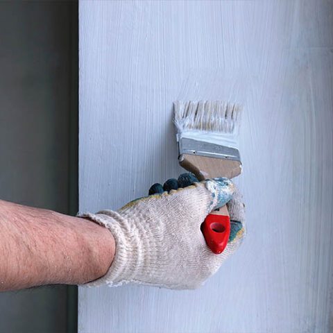 Owner of nantucket painting company - photo licensed by shore news network.