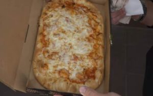 One bite, dave portnoy review panera's flatbread pizza