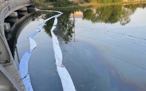Coast guard responds to oil spill in steamboat creek