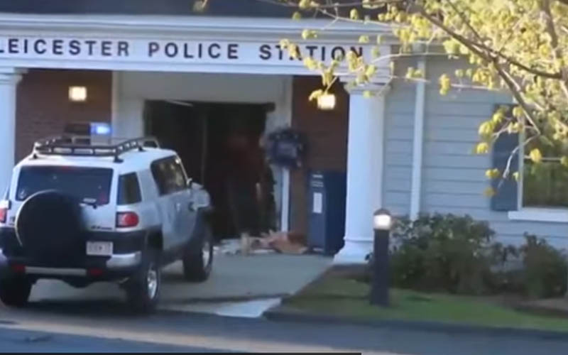 Man shot after ramming his SUV through front door of police station