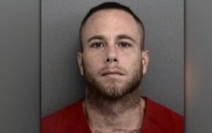 Police searching for kidnapping suspect who hit victim during abduction