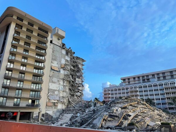 Lakewood couple among 159 missing in Florida condo collapse