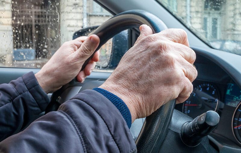 Man asked multiple women for directions then exposed his genitals and got busy with himself
