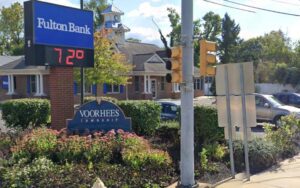 New jersey dad, son arrested for bank robbery