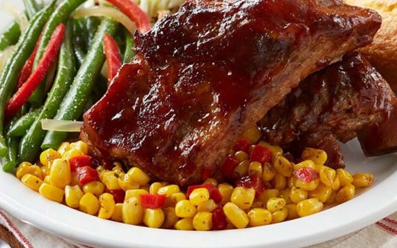 Shoney's is giving away this free desert on Father's Day
