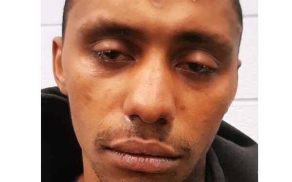 Man charged for setting fire at apartment complex