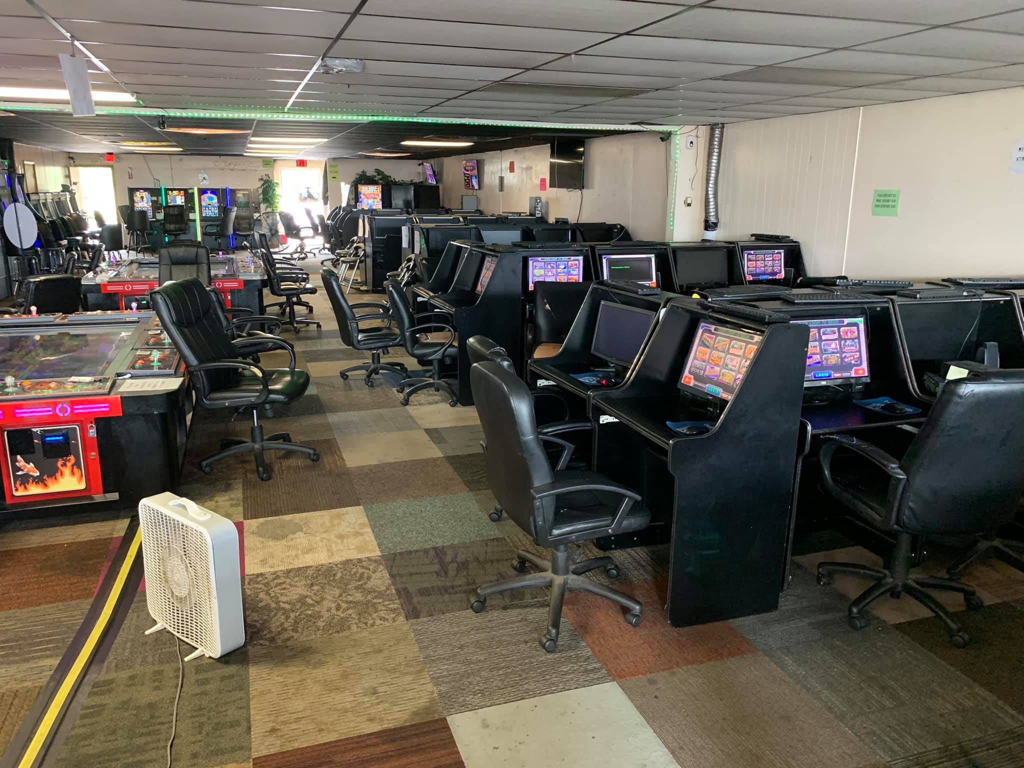 Illegal gambling hall shut down in Columbus