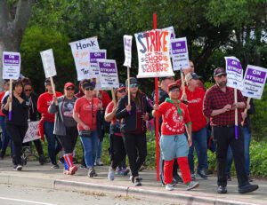 Teachers calling for mandatory vaccinations, mask mandate for all students, staff in september