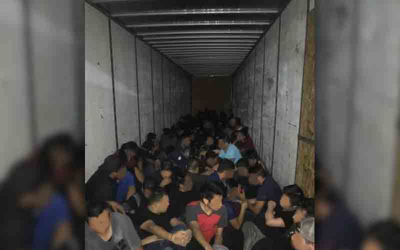 Murphy says infected migrants causing COVID-19 outbreak is "tinfoil hat stuff"