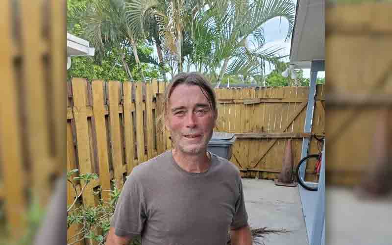 Landscaper saves life as homeowner yells "Get off my lawn, let him die somewhere else"