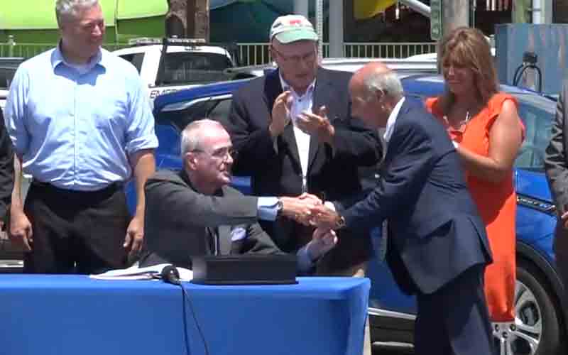 Seaside Heights Republican Mayor endorses Governor Phil Murphy