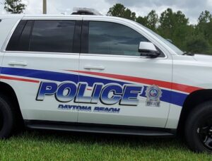 Daytona police trying to identify deceased male found floating in the halifax river