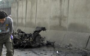 Explosion rocks kabul airport hours after biden administration issues dire warning
