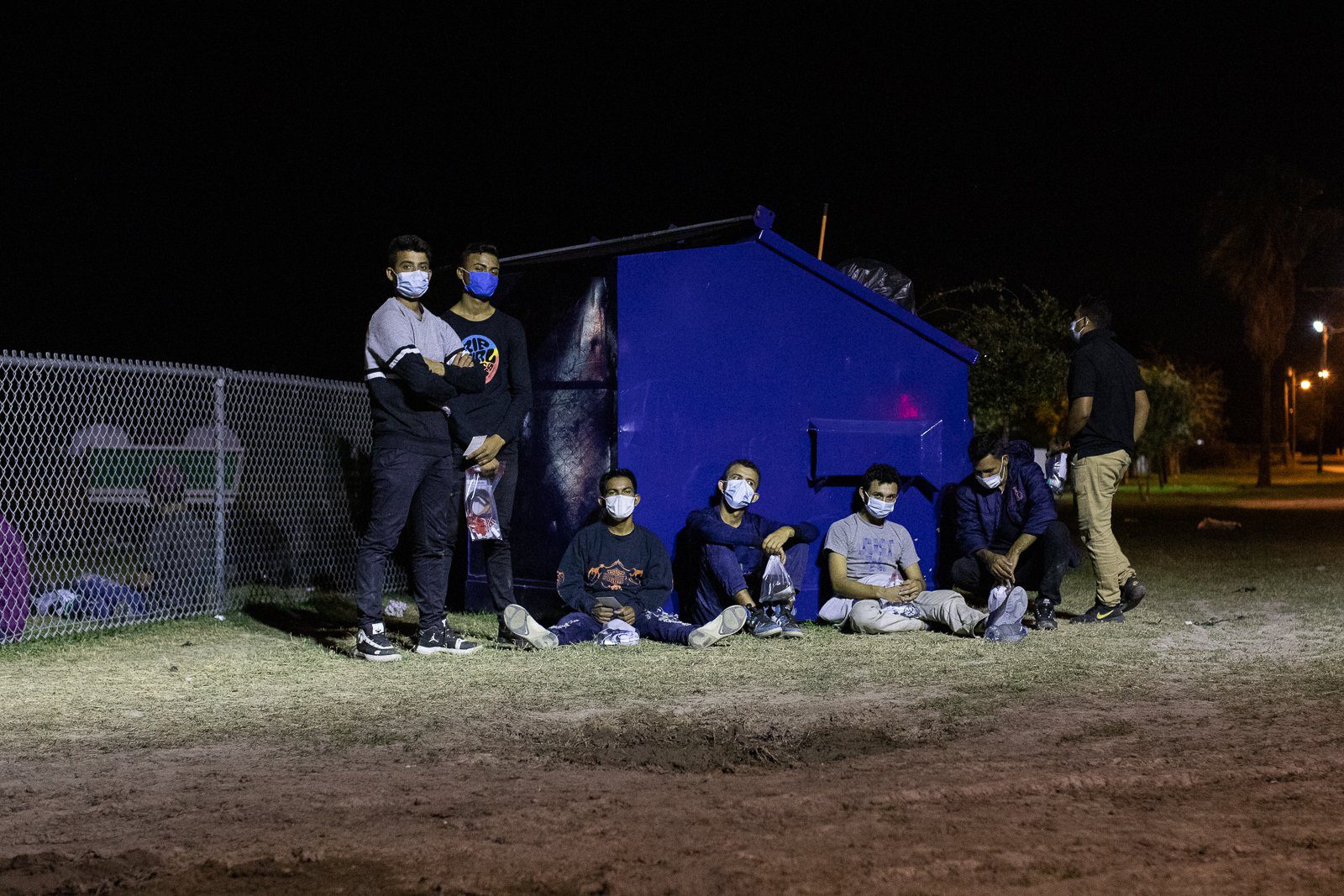 Border officials so overwhelmed, they are having hard time verifying age of young migrants