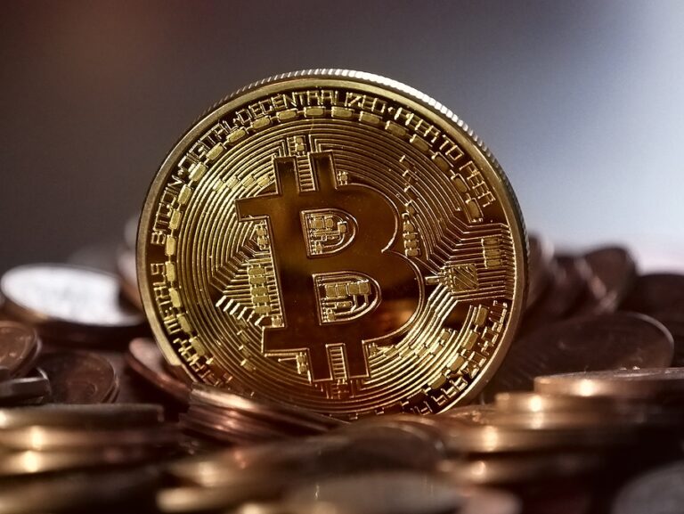 Brooklyn charges cryptocurrency scam targeting russian community in u. S. - photo licensed by shore news network.