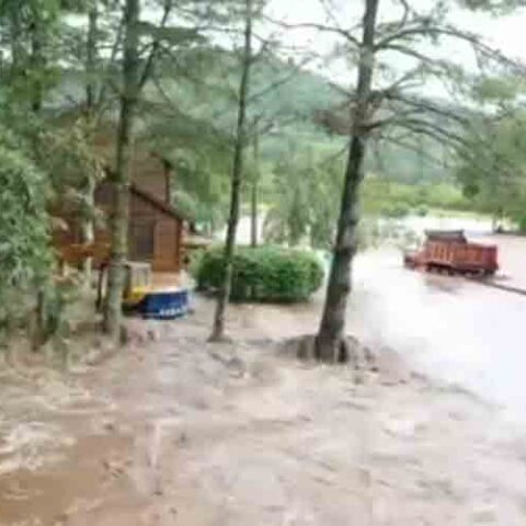 Dozens reported missing after fred causes massive flooding in north carolina - photo licensed by shore news network.