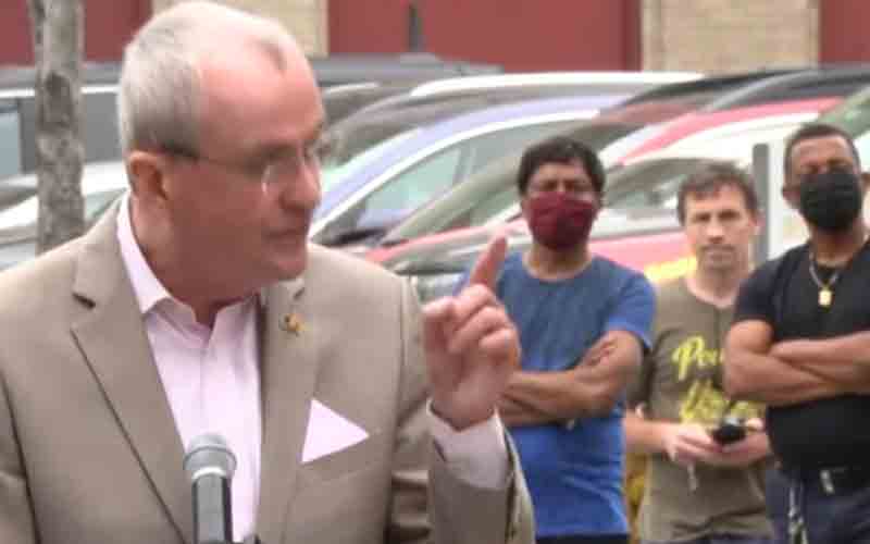 If you're unvaccinated, Phil Murphy says, "You've lost your minds"