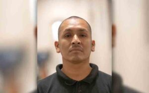 Two more convicted sex offenders were captured while trying to cross border