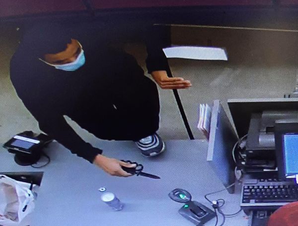 Police searching suspect who robber Big Lots clerk while giving change
