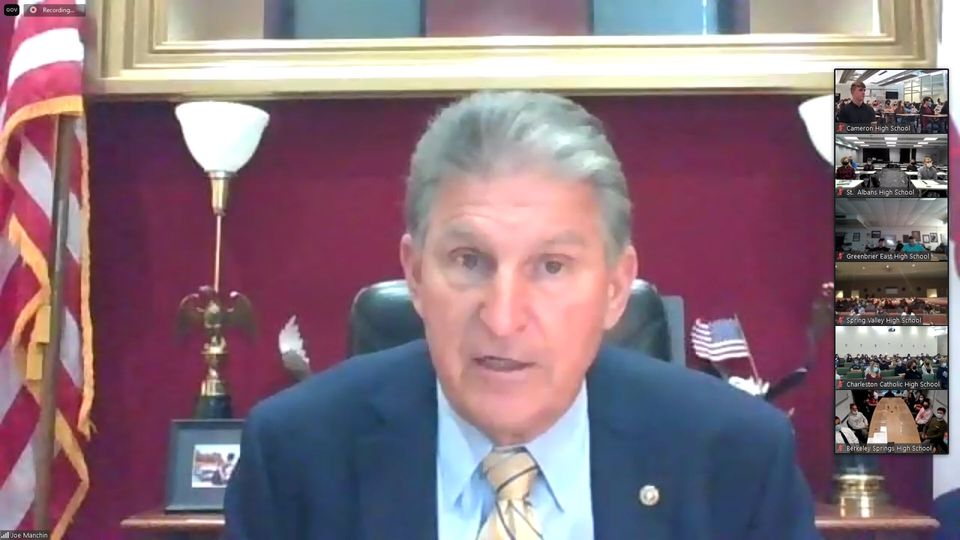Manchin Reportedly Calls On Democrats To Push Budget Back To 2022