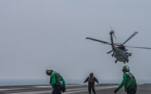 5 missing after U.S. Navy helicopter crashes into Pacific Ocean 5 missing after US Navy helicopter crashes into Pacific Ocean