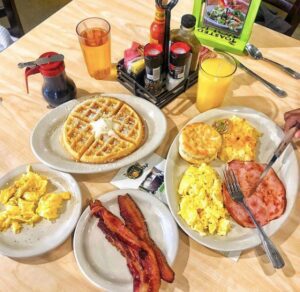 Toasted yolk cafe opens monday in college station