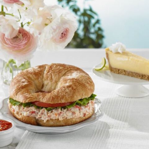 Chicken salad chick adds ninth dallas-fort worth area restaurant - photo licensed by shore news network.