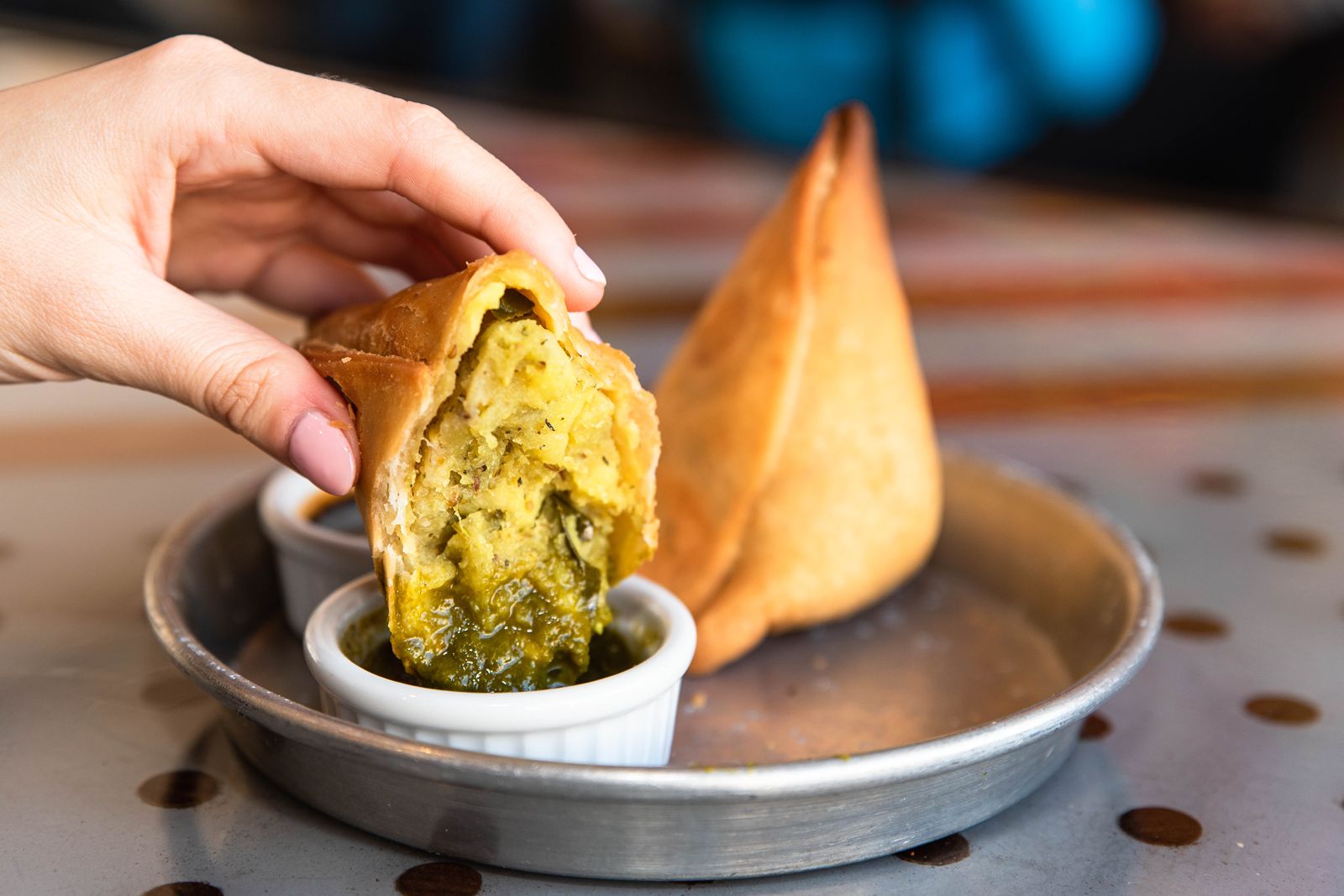 Curry Up Now Celebrates World Vegetarian Day With Free Samosas for Customers