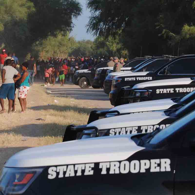 After feds balk, Texas shuts down Del Rio border surge amid humanitarian crisis