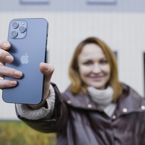 Security flaw allowed spyware to infect apple iphones, watches and mac computers - photo licensed by shore news network.