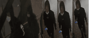Suspects sought in d. C. Armed robbery