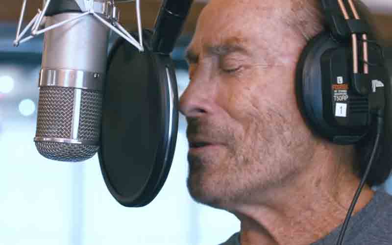 Biden fires "God Bless the USA" singer Lee Greenwood from National Council on the Arts