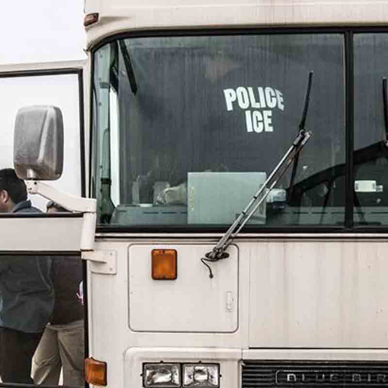 Haitian Immigrants take over ICE bus while being transported for extradition and fled