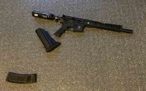 Dc police fatally shoot man holding ‘rifle-style’ paintball gun