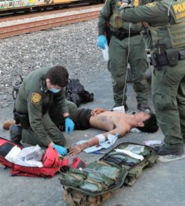 Border patrol agents rescue 27 migrants from railcars