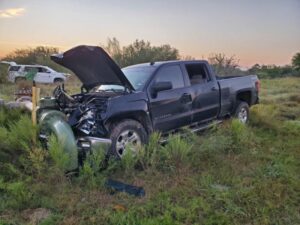 Smuggler crashes into gas pipeline