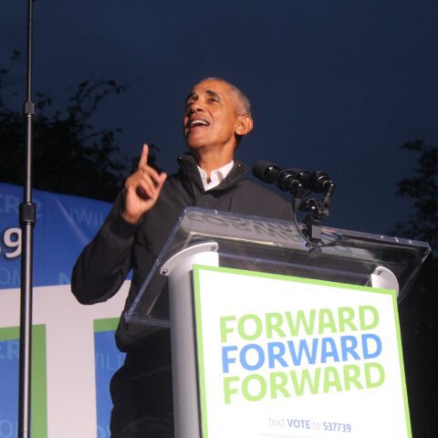Small crowd greets barack obama in new jersey for phil murphy rally - photo licensed by shore news network.