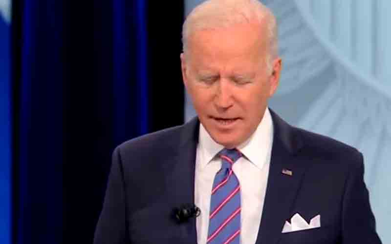 Joe Biden says cops who refuse to vaccinate should be fired