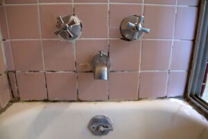 Texas man charged after toddler suffers severe burns in bathtub incident