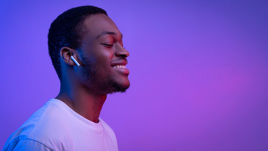Apple AirPods Could Be Used To Take Your Temperature And Tell You When You’re Slouching: REPORT