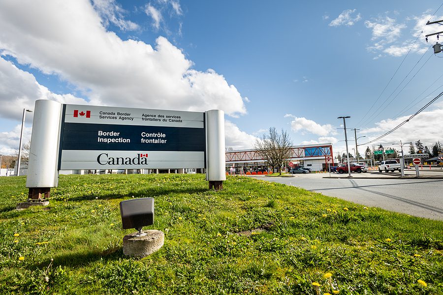 Jersey dad accused of sexual assault against 7-year-old daughter caught trying to flee with her to Canada